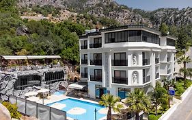 Amossia Elite Boutique Turunç
